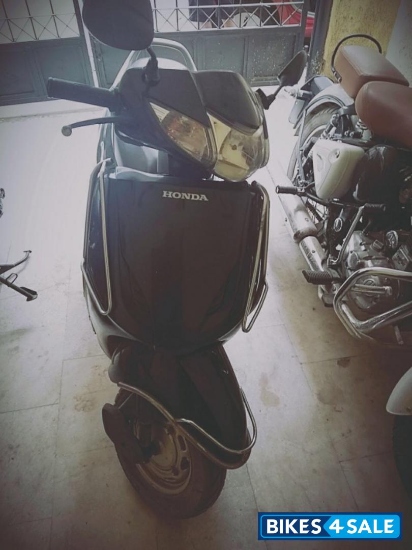 Black Honda Activa