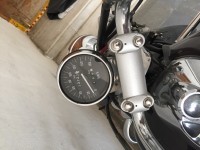 Black Bajaj Avenger 220 DTS-i