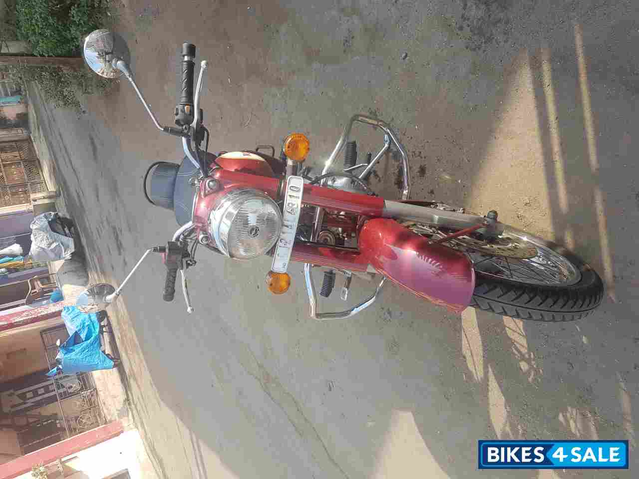 Maroon Royal Enfield Classic 500