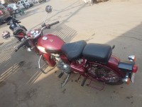 Maroon Royal Enfield Classic 500