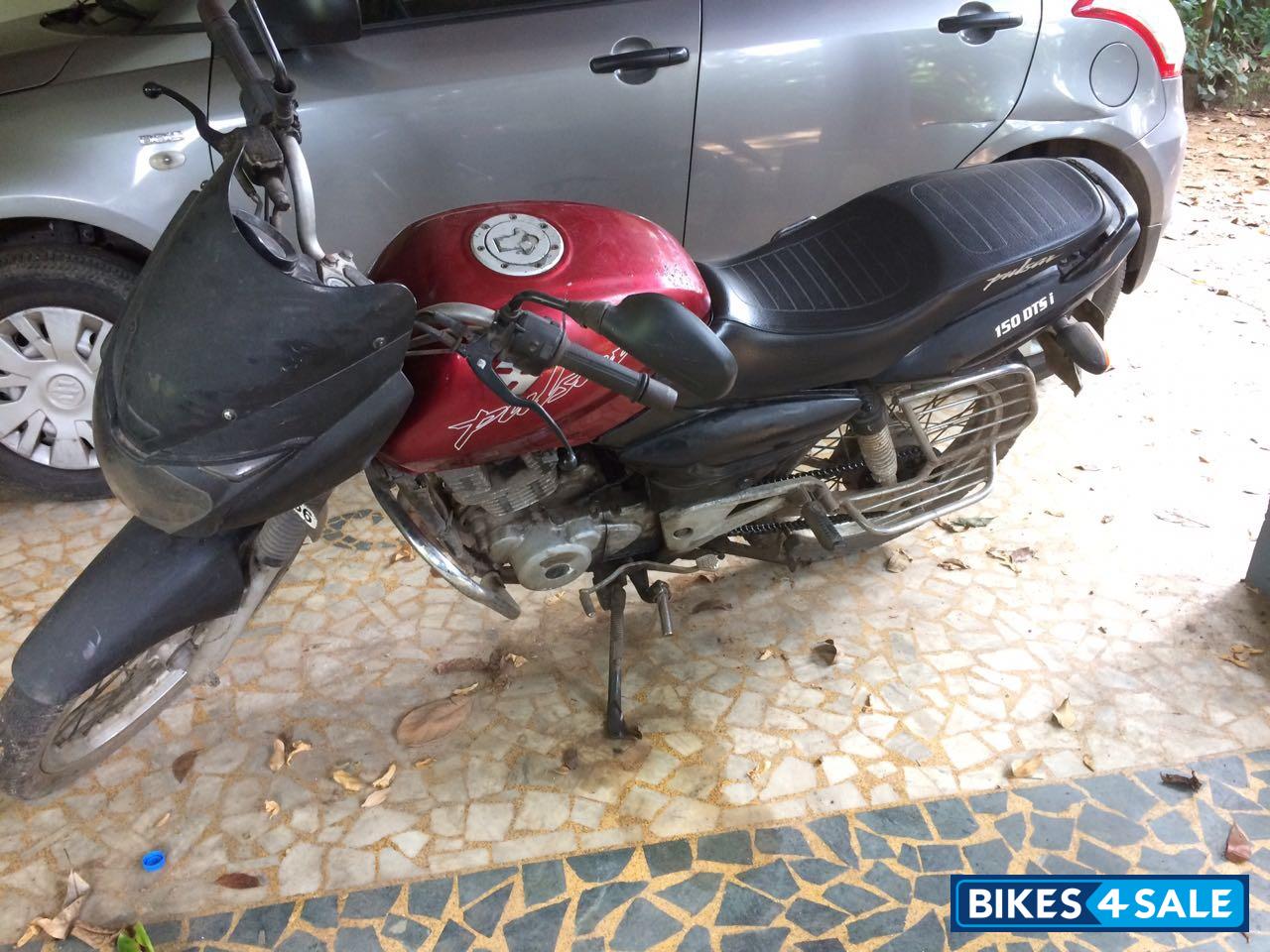 Black With Red Petrol Tank Bajaj Pulsar 150 DTSi