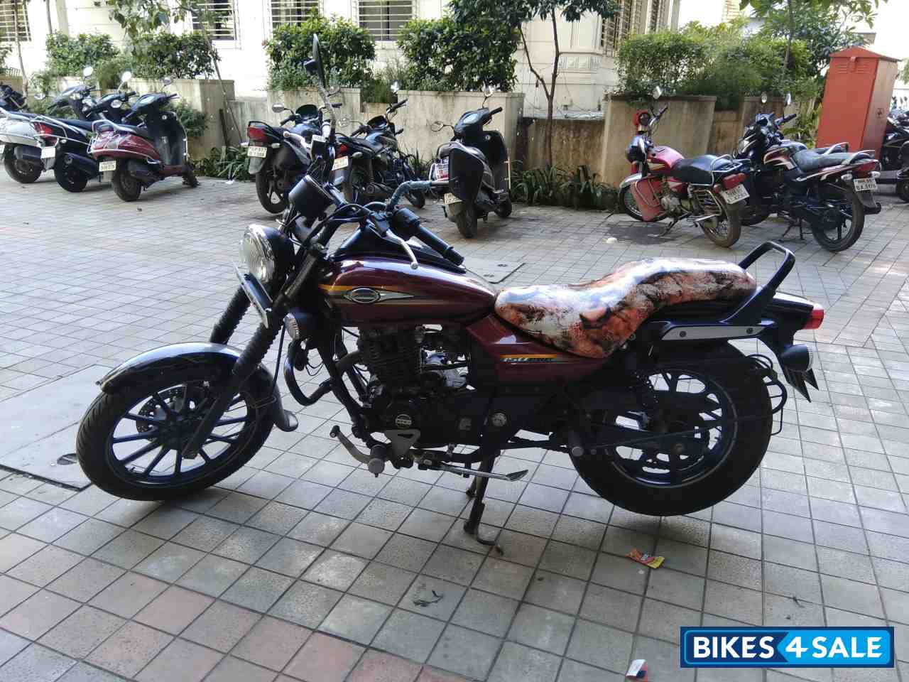 Maroon Bajaj Avenger Street 150