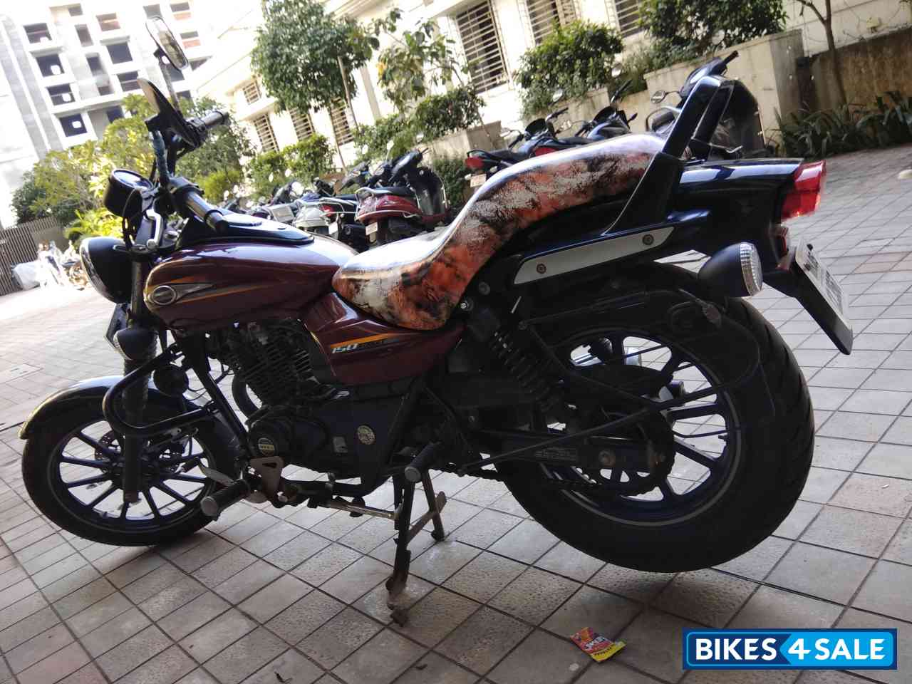 Maroon Bajaj Avenger Street 150