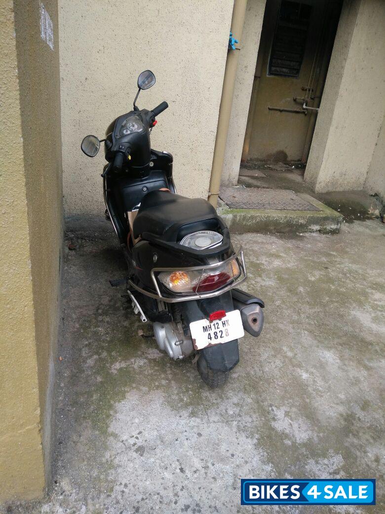 Brown TVS Wego