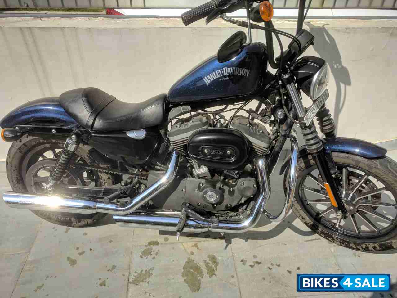 Candy Blue Harley Davidson XL 883L Sportster