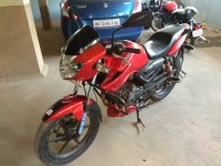Red TVS Apache RTR 160