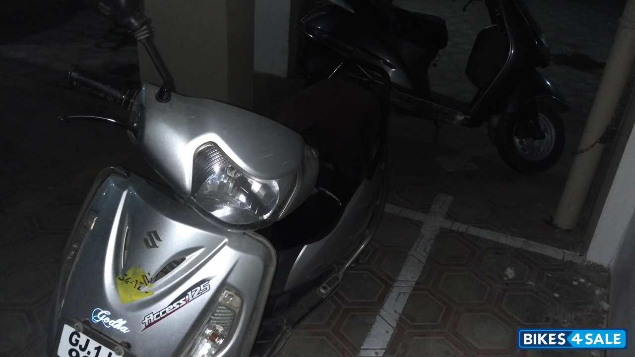 Silver Suzuki Access 125