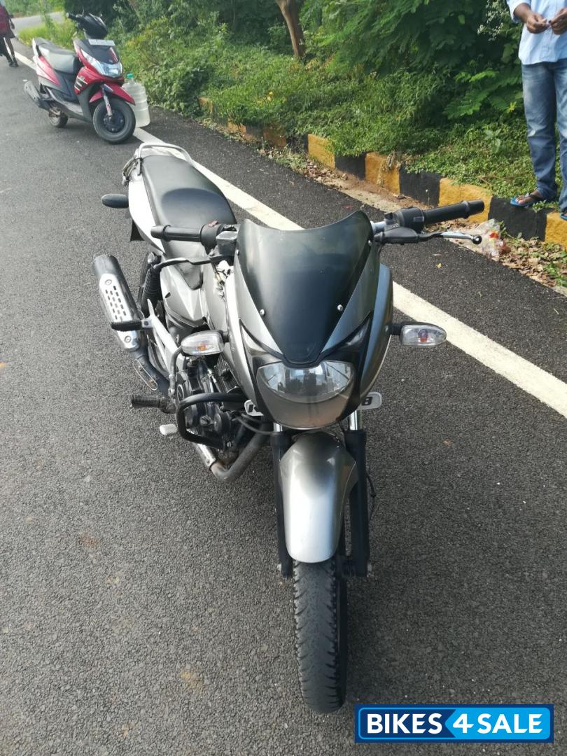 Silver Bajaj Pulsar 150 DTSi