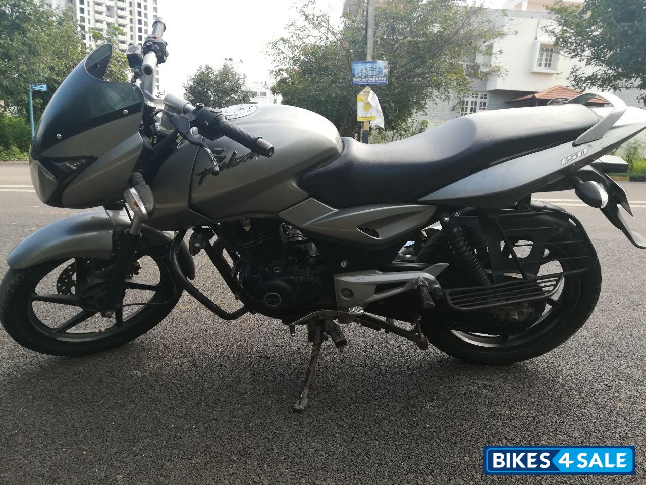 Silver Bajaj Pulsar 150 DTSi