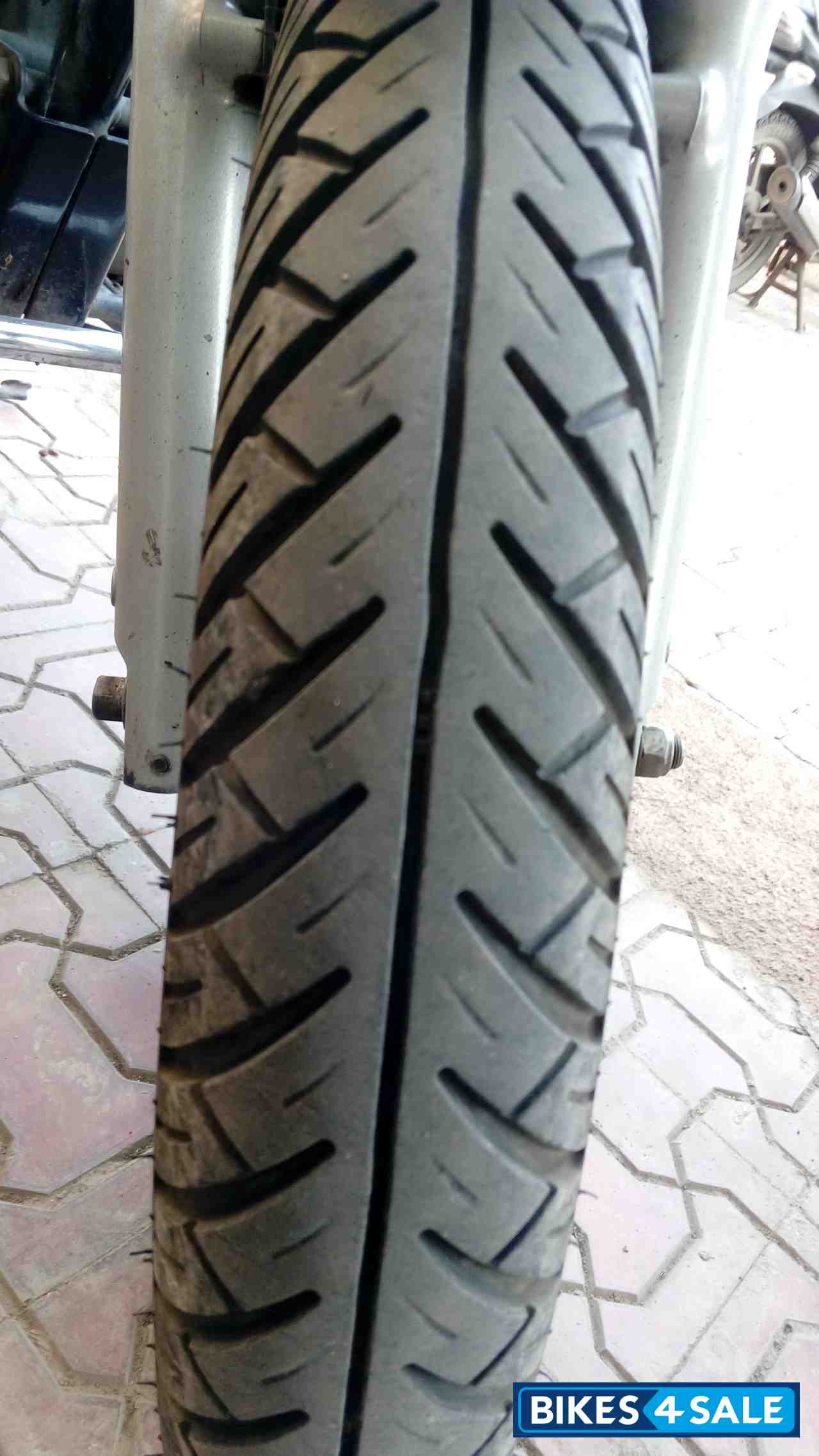 Black Royal Enfield Thunderbird 500