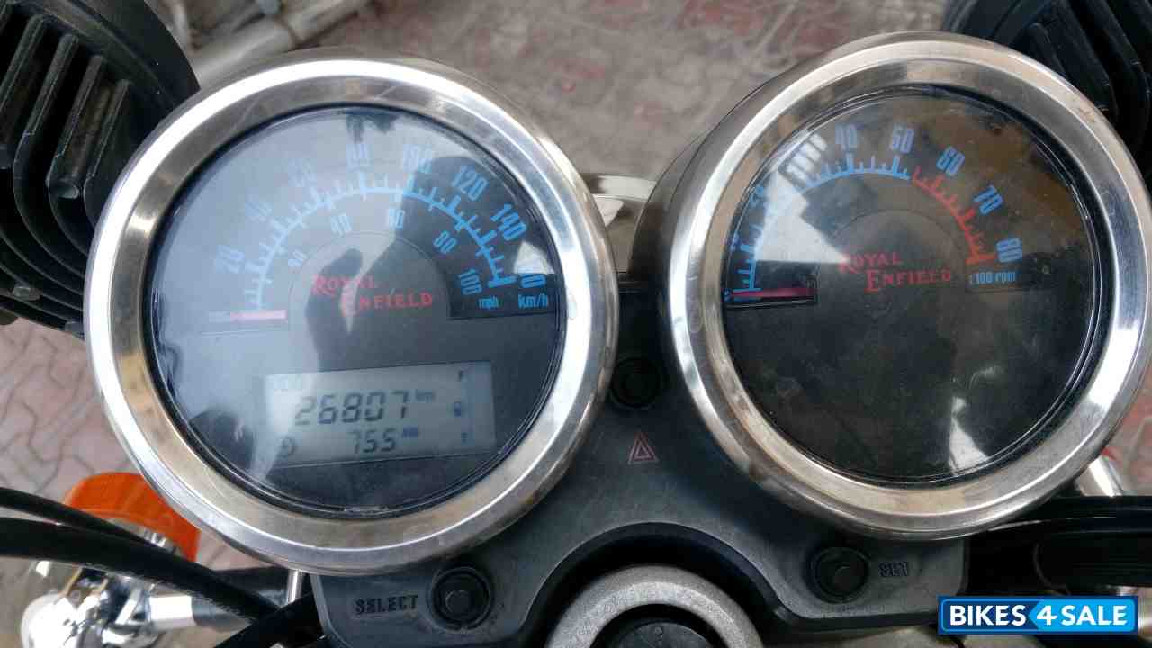 Black Royal Enfield Thunderbird 500