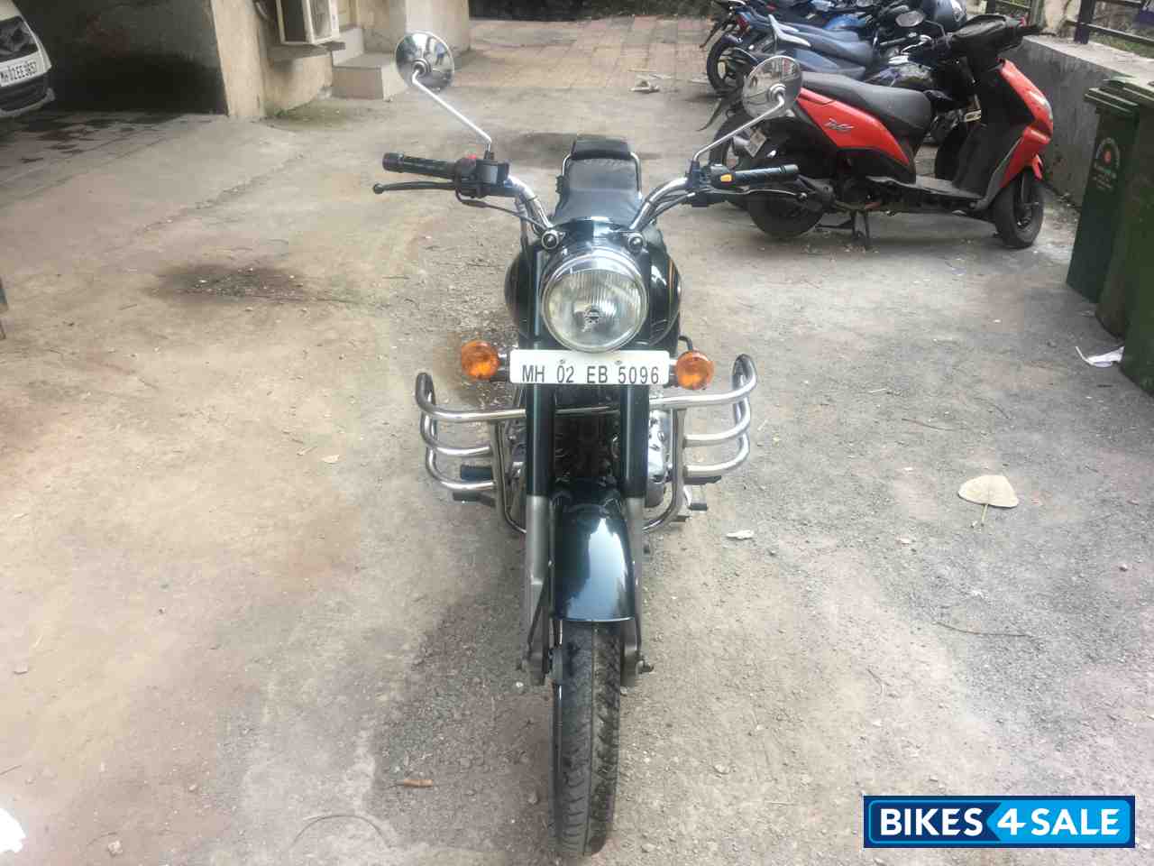 Green Royal Enfield Bullet Standard 500