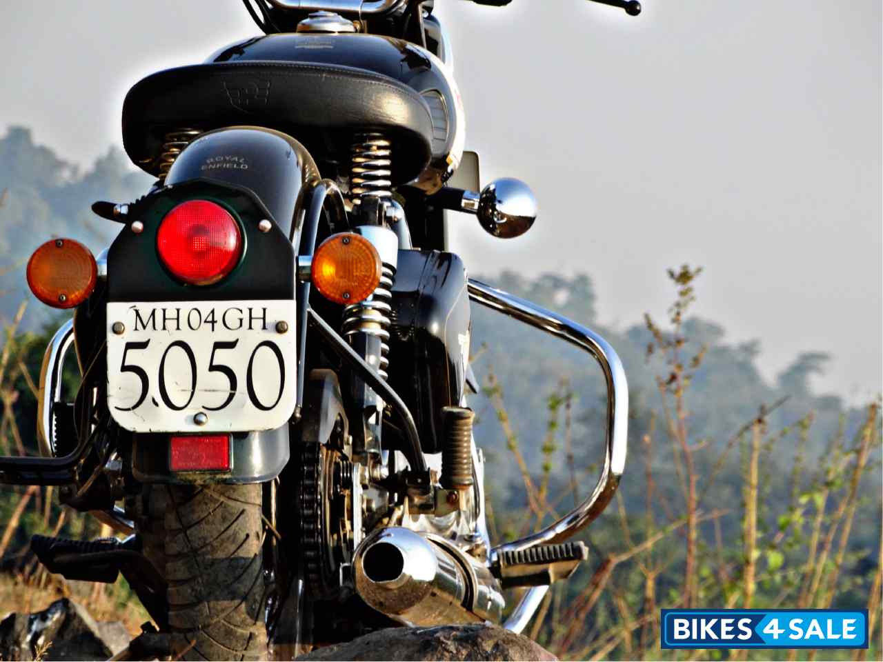 Black Royal Enfield Classic 350