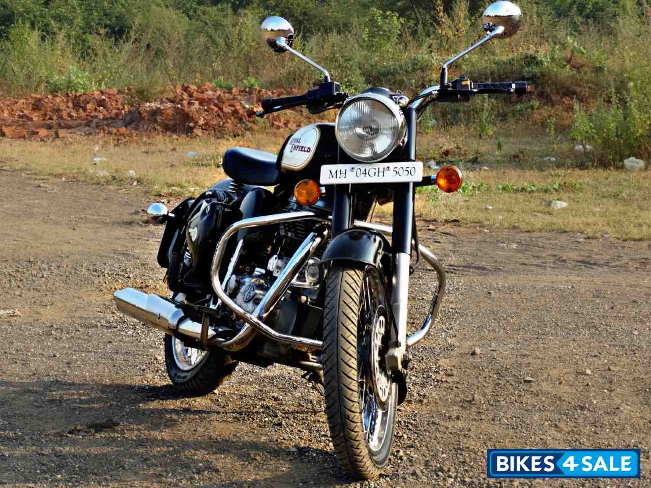 Black Royal Enfield Classic 350