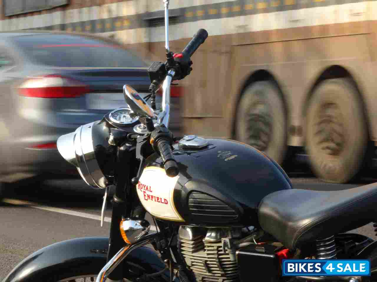 Black Royal Enfield Classic 350