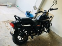 Matt Black Bajaj Avenger Street 220