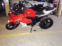 Red&white Yamaha YZF R15 V2