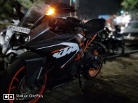 Black KTM RC 200