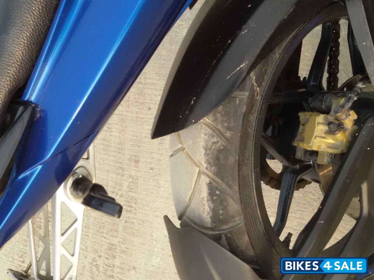 Blue Bajaj Pulsar 200 NS