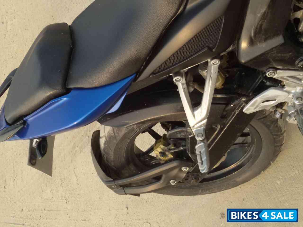 Blue Bajaj Pulsar 200 NS