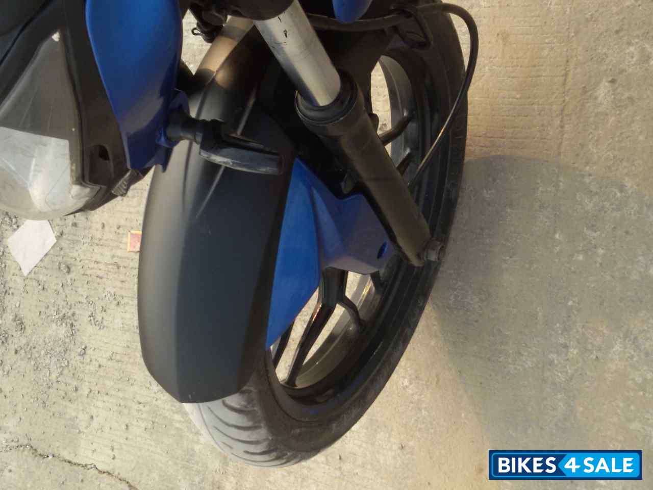 Blue Bajaj Pulsar 200 NS