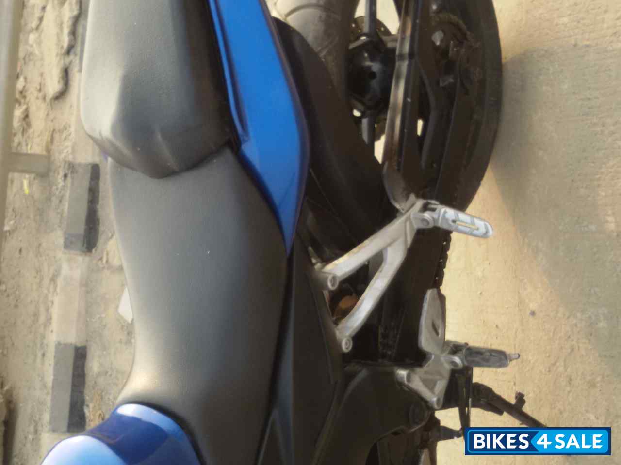 Blue Bajaj Pulsar 200 NS