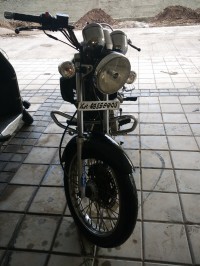 Bottle Green TVS Fiero FX