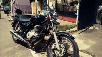 Black Bajaj Avenger 220 DTS-i