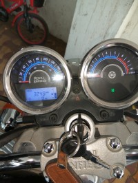 Black Royal Enfield Thunderbird TwinSpark 350