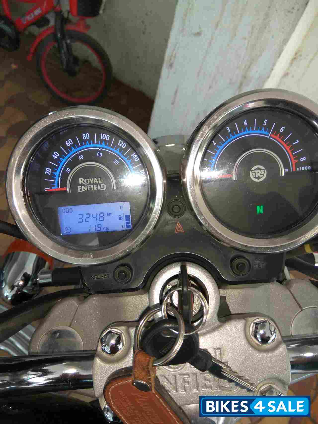 Black Royal Enfield Thunderbird TwinSpark 350 Black Royal Enfield Thunderbird TwinSpark 350