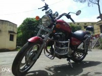 Red Royal Enfield Thunderbird TwinSpark 350