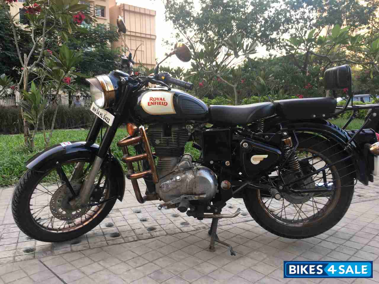 Black Royal Enfield Classic 350