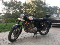 Black Royal Enfield Classic 350