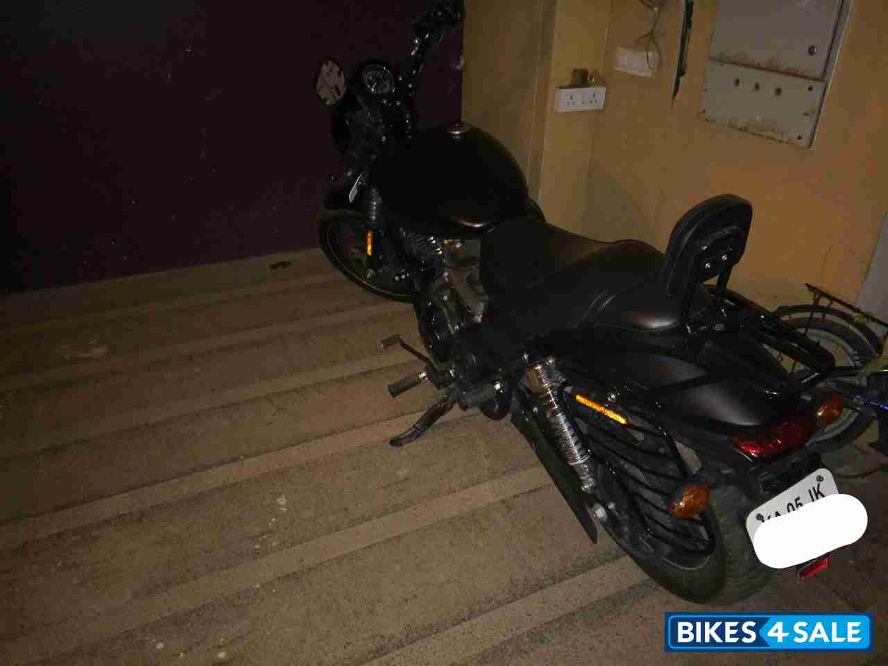 Matte Black Harley Davidson Street 750