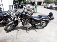 Matte Black Royal Enfield Thunderbird 350