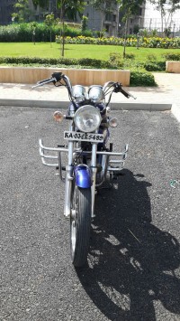 Blue Royal Enfield Thunderbird 350