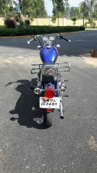 Blue Royal Enfield Thunderbird 350