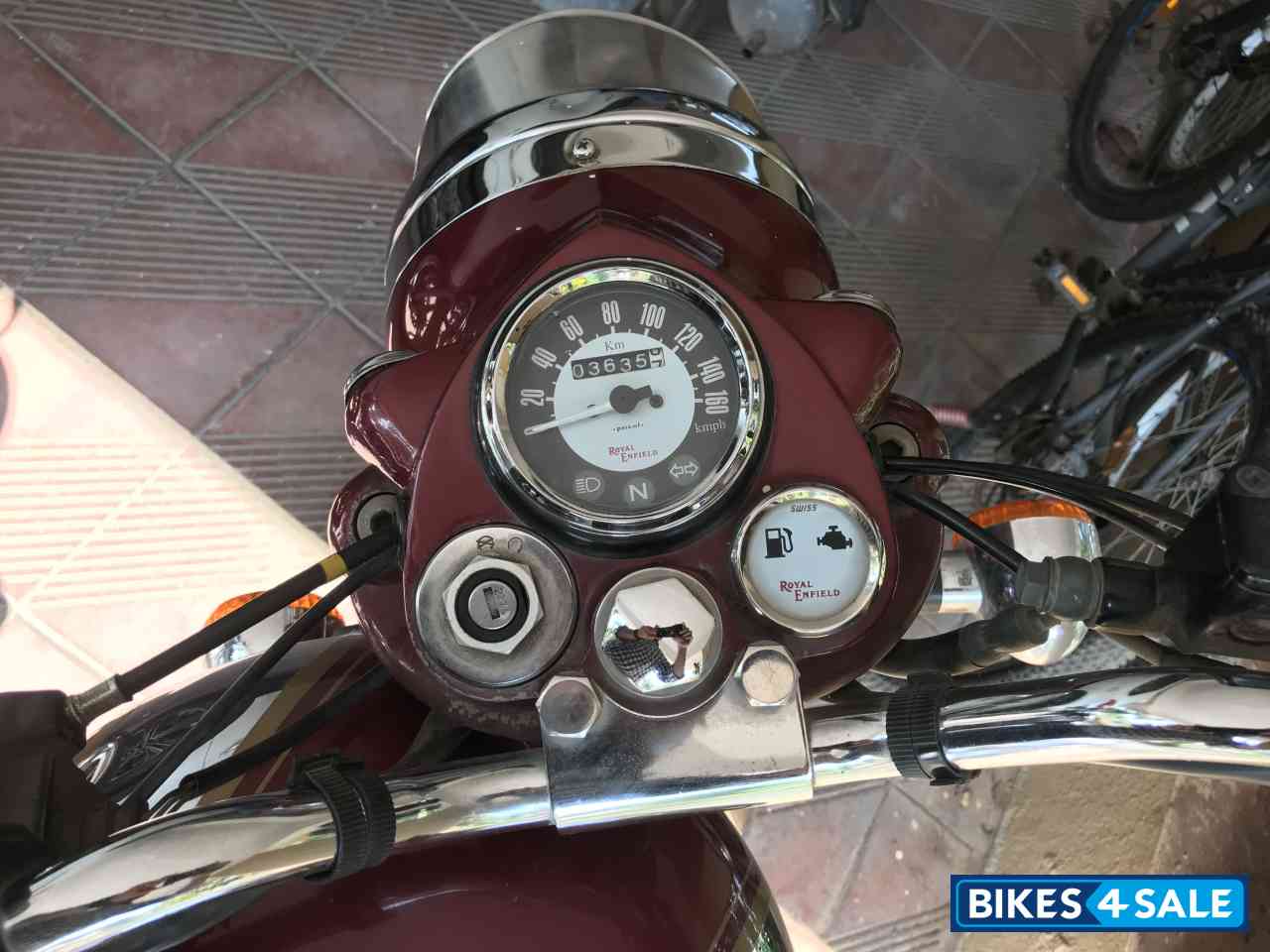 Maroon Royal Enfield Classic Chrome