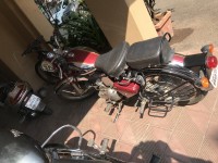 Maroon Royal Enfield Classic Chrome