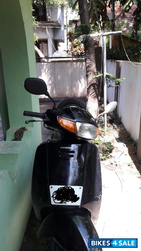 Black Honda Activa