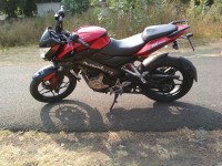 Red Bajaj Pulsar 200 NS
