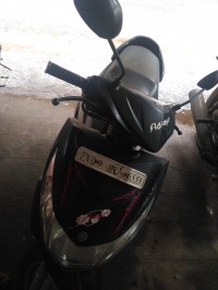 Black And Pink Yamaha Ray