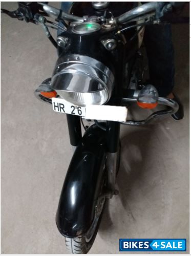 Black Royal Enfield Classic 350 Black Royal Enfield Classic 350