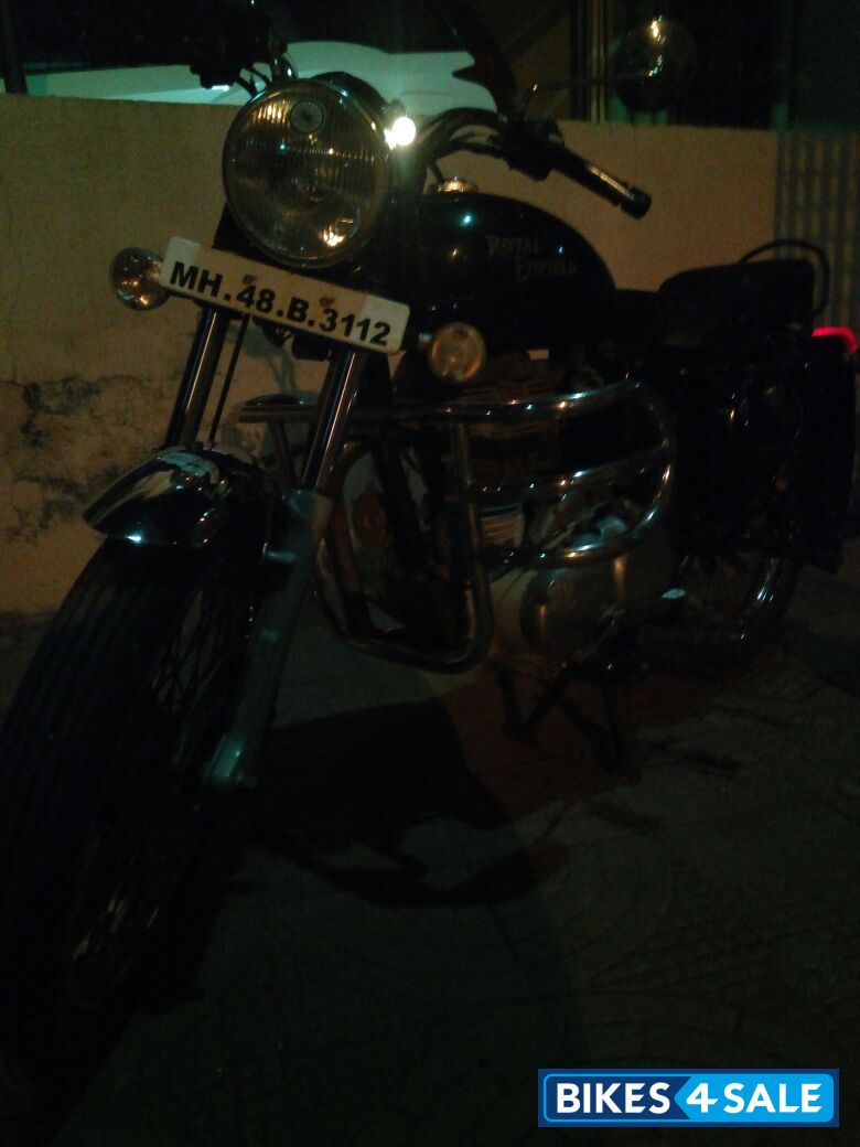 Black Royal Enfield Bullet Electra Twinspark