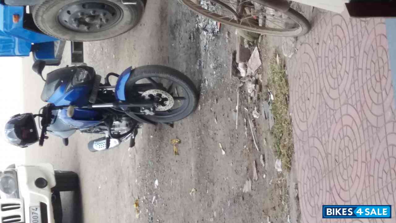 Blue Bajaj Pulsar 150 DTSi