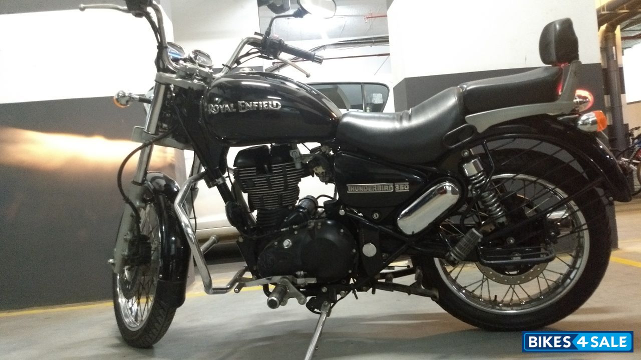 Black Royal Enfield Thunderbird 350