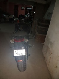 Black Benelli TNT 600 GT