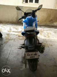 Blue Suzuki Gixxer SF SP