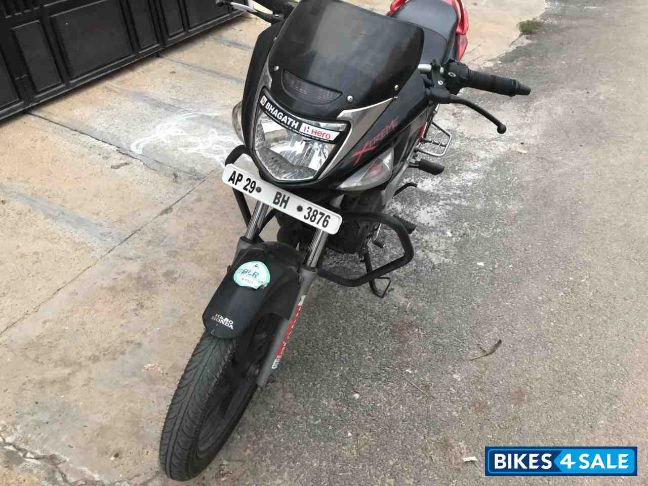 Black And Red Hero CBZ Xtreme Black And Red Hero CBZ Xtreme