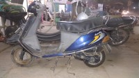 Blue TVS Scooty ES